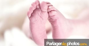 Bébé est né ? Partagez les photos seulement avec vos proches
