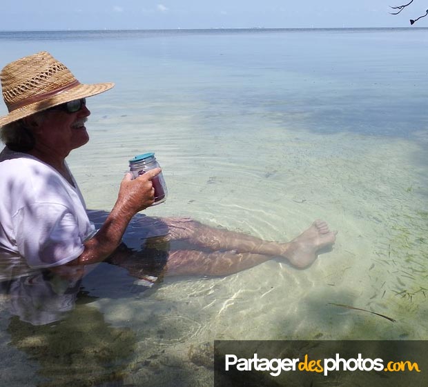 Un carnet de voyage connecté pour partager en privé ses photos et vidéos de vacances