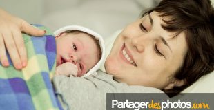 Partager la naissance de son bébé en direct de la maternité ? Facile et sécurisé !
