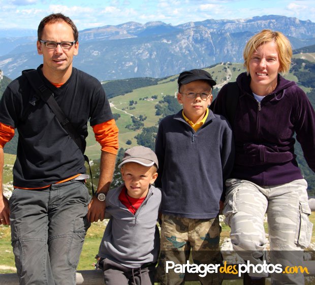 Il y a tellement de magnifiques pays à visiter dans le monde, autant éviter de faire courir des risques à ses enfants.