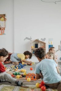 Protéger le droit à l'image des enfants est impératif: les réseaux sociaux présentent de nombreux risques.