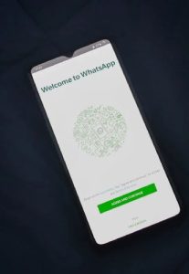 Utiliser WhatsApp pour partager des photos ?
